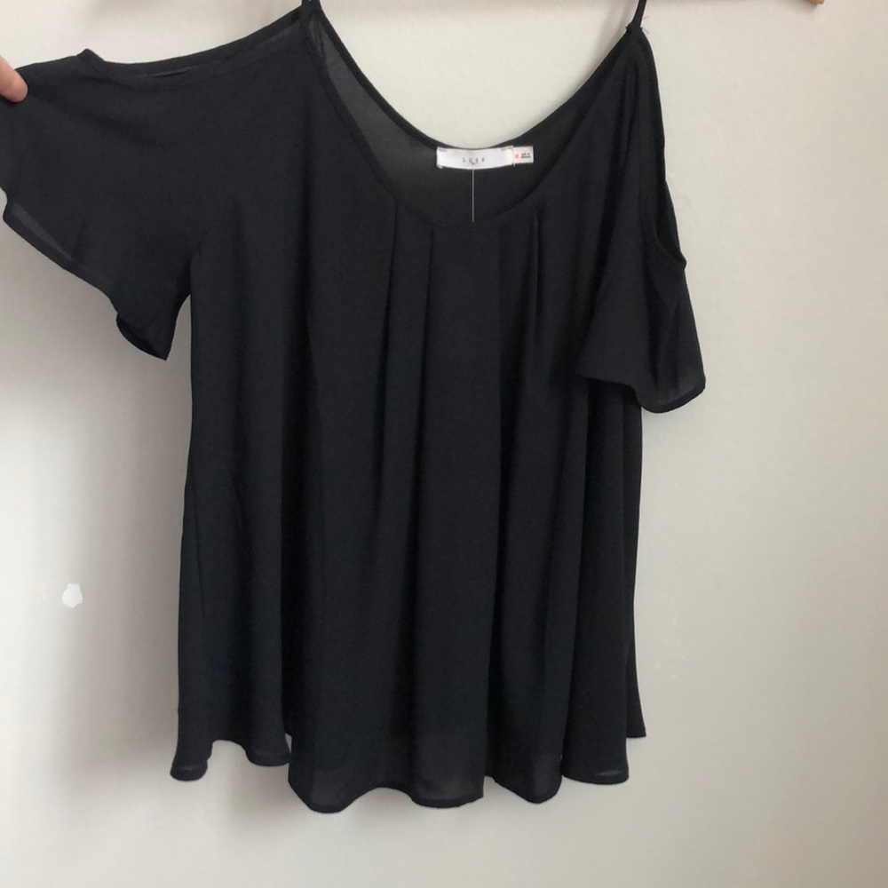 Off the Shoulder Pleated Front Blouse